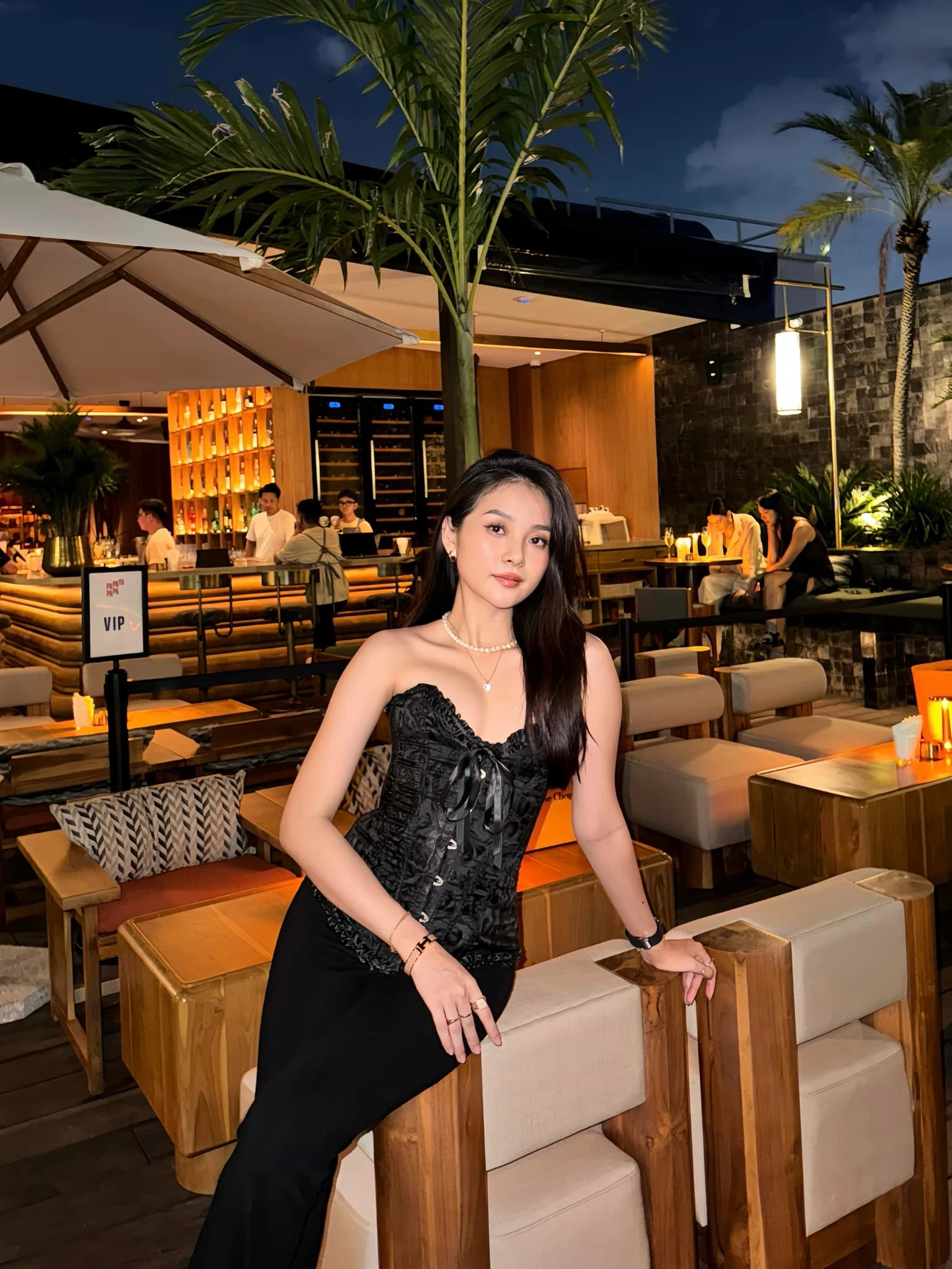 Lê tam triều dâng 6 Lê tam triều dâng 6